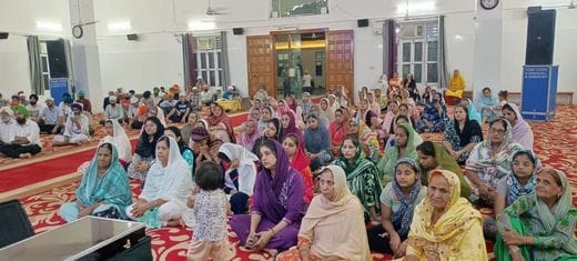 फोटो 01- सोनीपत के सेक्टर-15 स्थित गुरुद्वारा श्री गुरु तेग बहादुर साहिब में बाबा बंदा सिंह बह