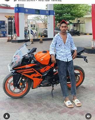 नदी में बहे युवक की तलाश में जुटी सिविल डिफेंस की टीम। नदी में बहे युवक की तलाश में जुटी सिविल डिफेंस की टीम।