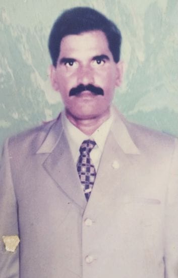 शहीद सतपाल  सिंह लांबा की वीरांगना उगंता देवी अपनी पुत्र वधु नीलम, पोते आरव तथा युवान के साथ श