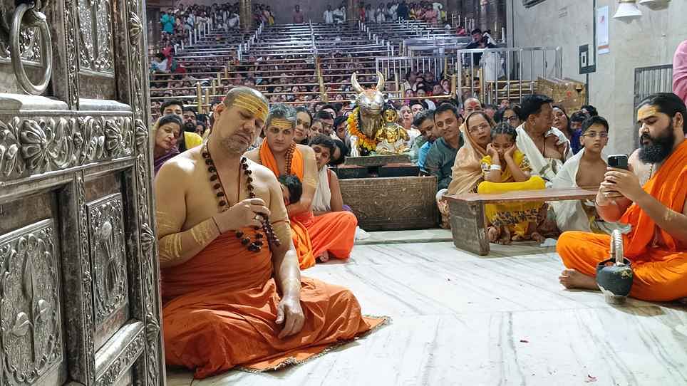 महामंडलेश्वर केलाशनंद महाराज