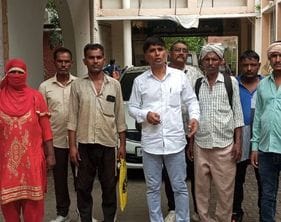 फोटो 08- सोनीपत के गोहाना रोड स्थित अतिरिक्त उपायुक्त कार्यालय के बाहर प्रधानमंत्री आवास योजना फोटो 08- सोनीपत के गोहाना रोड स्थित अतिरिक्त उपायुक्त कार्यालय के बाहर प्रधानमंत्री आवास योजना