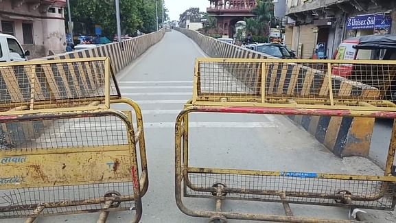 अजमेर के रामसेतु पर गड्ढों के चलते यातायात बंद