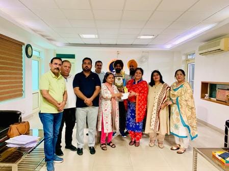 कुरुक्षेत्र। डॉ. बबीता सिंघानिया ने जीता ग्रैंड फिनाले । स्वंय कुरुक्षेत्र। डॉ. बबीता सिंघानिया ने जीता ग्रैंड फिनाले । स्वंय