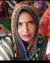 शाहजहांपुर में विधायक चेतराम को ज्ञापन देते पदाधिकारी। स्रोत: संगठन