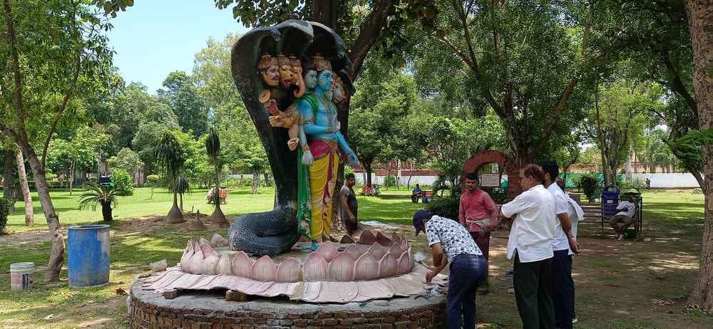 कुरुक्षेत्र। श्रीकृष्ण संग्रहालय परिसर में तैयार किया जा रहा अभिमन्यु चक्रव्यूह। संवाद कुरुक्षेत्र। श्रीकृष्ण संग्रहालय परिसर में तैयार किया जा रहा अभिमन्यु चक्रव्यूह। संवाद