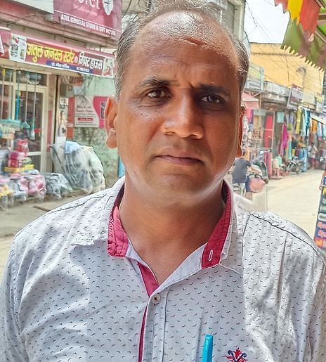 फोटो संख्या:76- नरेश दत्त शर्मा--संवाद