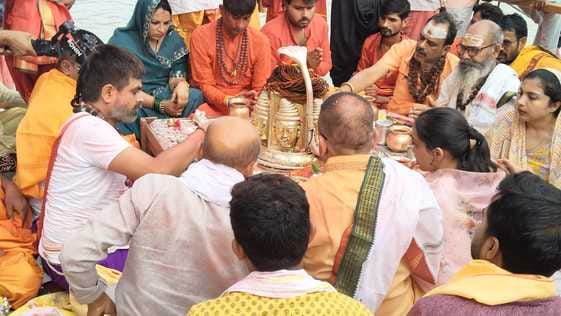 नगर भृमण के लिए निकले ज्योतिर्लिंग भगवान ओंकार जी एवं ममलेश्वर जी नगर भृमण के लिए निकले ज्योतिर्लिंग भगवान ओंकार जी एवं ममलेश्वर जी