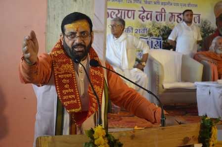 भागवत पीठ श्री शुकदेव आश्रम में शुकतीर्थ जीर्णोद्धारक वीतराग स्वामी कल्याणदेव के समाधि मंदिर मे भागवत पीठ श्री शुकदेव आश्रम में शुकतीर्थ जीर्णोद्धारक वीतराग स्वामी कल्याणदेव के समाधि मंदिर मे