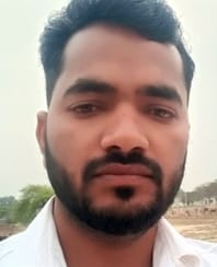 परौर क्षेत्र के गावों में कटान करती रामगंगा। स्रोत: जागरूक पाठक परौर क्षेत्र के गावों में कटान करती रामगंगा। स्रोत: जागरूक पाठक