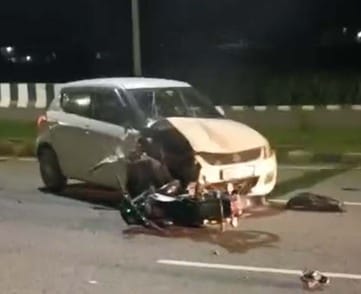 बनत के सामने बाइपास पर हादसे के बाद घायलों को अस्पताल लेकर जाते लोग। वीडियोग्रेब बनत के सामने बाइपास पर हादसे के बाद घायलों को अस्पताल लेकर जाते लोग। वीडियोग्रेब