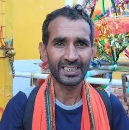चरखी दादरी के मकड़ाना गांव के निवासी फुल कुमार चरखी दादरी के मकड़ाना गांव के निवासी फुल कुमार
