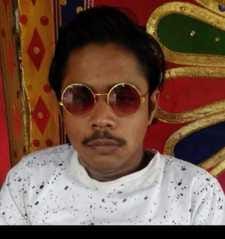 मझगईंं में जानकारी हासिल करते पुलिसकर्मी। संवाद मझगईंं में जानकारी हासिल करते पुलिसकर्मी। संवाद
