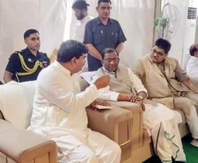 नगीना के ग्राम हुर्रनंगला में भाजपा प्रदेश संगठन महामंत्री धर्मपाल सिंह की माता के चित्र के समक