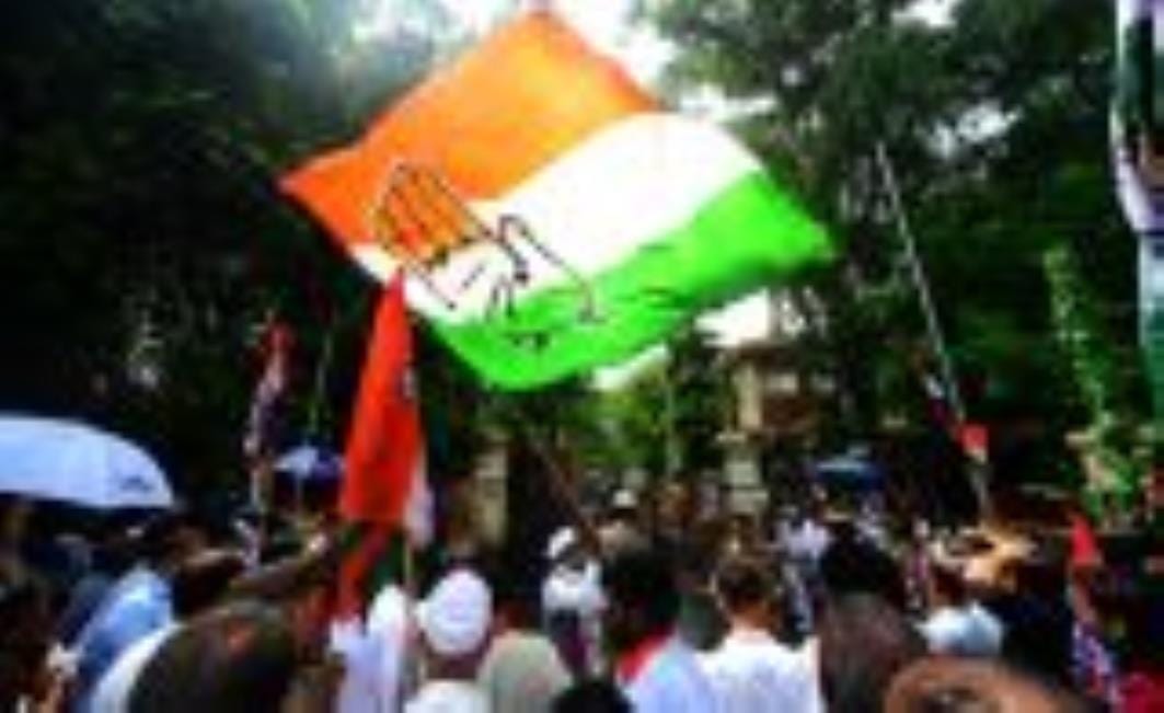 राहुल गांधी एमपी-एमएलए कोर्ट जाते हुए। अमर उजाला राहुल गांधी एमपी-एमएलए कोर्ट जाते हुए। अमर उजाला