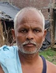 आजमगढ़ मढि़या में अधूरा पड़ा ओवर हेड टैंक का निर्माण। संवाद