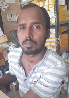 चांदपुर में धनौरा मार्ग स्थित रेलवे फाटक के पास मकान में करंट लगने से युवक की मौत के बाद पुलिस