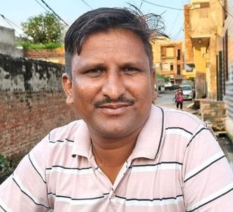 कलानौर की गलियों में भरा पड़ा गंदा पानी। संवाद