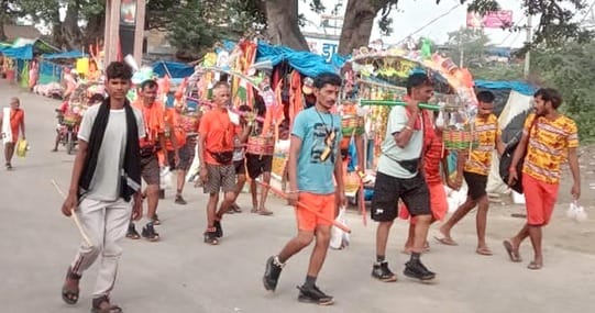 दिव्यांग कांवड़िया बनवारी लाल। संवाद दिव्यांग कांवड़िया बनवारी लाल। संवाद