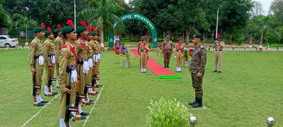 सैन्य प्रशिक्षण शिविर के दौरे पर पहुंचे बिग्रेडियर पुनीत श्रीवास्तव, मिला गार्ड ऑफ ऑनर सैन्य प्रशिक्षण शिविर के दौरे पर पहुंचे बिग्रेडियर पुनीत श्रीवास्तव, मिला गार्ड ऑफ ऑनर