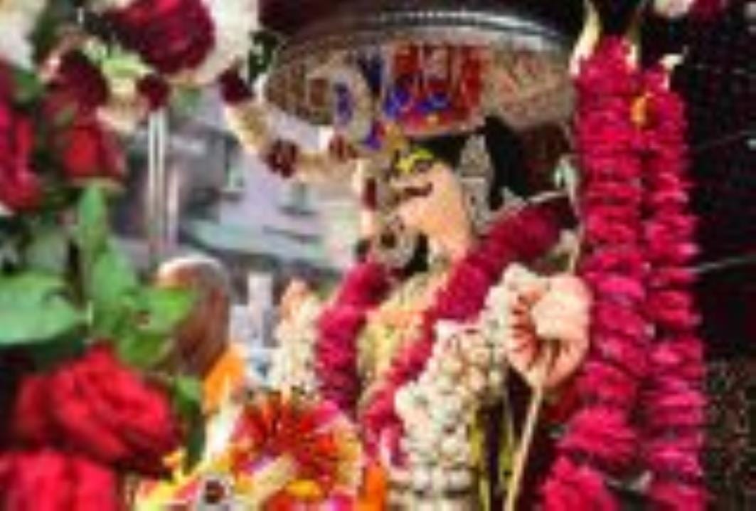 राजेंद्र नगर बृहस्पतिवार शाम भक्ति, आस्था और उल्लास से सराबोर हो उठा जब श्री महाकाल मंदिर से भग राजेंद्र नगर बृहस्पतिवार शाम भक्ति, आस्था और उल्लास से सराबोर हो उठा जब श्री महाकाल मंदिर से भग