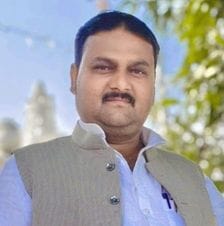 अलीगंज के ग्राम बांसी में 600 मीटर लिंक मार्क जर्जर। संवाद