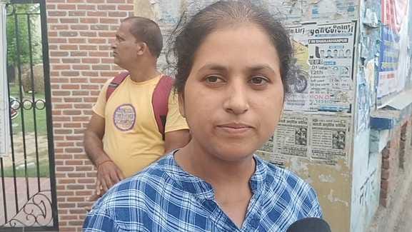 गुल नसीम। संवाद