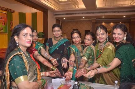 हरदोई बाईपास चौराहा स्थित लिटिल स्टेप्स एकेडमी में तीज पर्व के उपलक्ष्य में आयोजित प्रतियोगिता हरदोई बाईपास चौराहा स्थित लिटिल स्टेप्स एकेडमी में तीज पर्व के उपलक्ष्य में आयोजित प्रतियोगिता