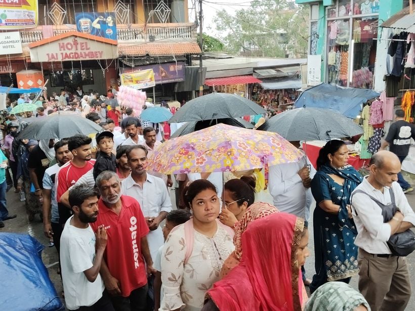 माता चिंतपूर्णी मंदिर में तीसरे सावन अष्टमी मेले दर्शनों के लिए उमड़ी श्रद्धालुओं की भीड़। संवा माता चिंतपूर्णी मंदिर में तीसरे सावन अष्टमी मेले दर्शनों के लिए उमड़ी श्रद्धालुओं की भीड़। संवा