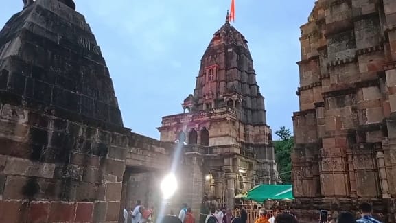 श्री ममलेश्वर मंदिर प्रबंधन समिति की हुई प्रथम बैठक