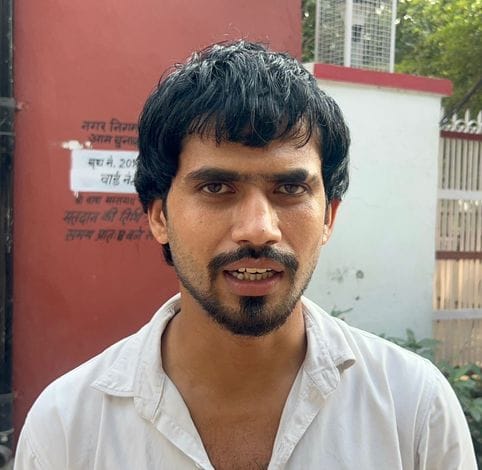 दीपक, बडेसरा। दीपक, बडेसरा।