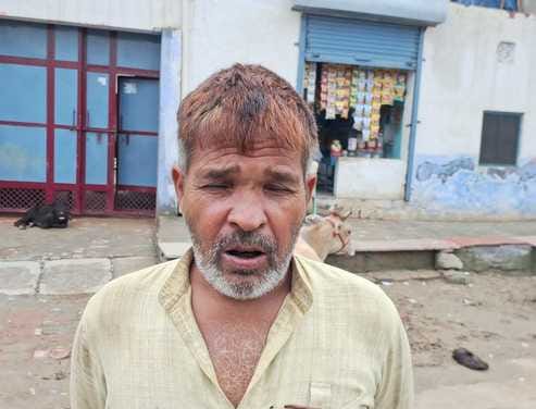कांधला देहात के प्राथमिक विद्यालय में बरसात के कारण घुसा पानी । संवाद कांधला देहात के प्राथमिक विद्यालय में बरसात के कारण घुसा पानी । संवाद