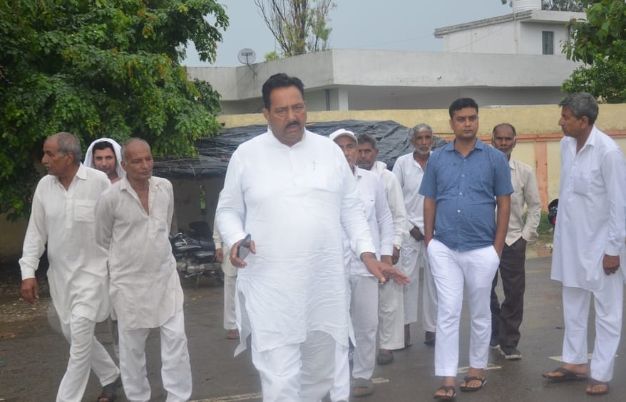 कांधला थाना क्षेत्र के गांव गढीरामकौर निवासी अनिका पंवार उर्फ शिखा का फाइल फोटो । कांधला थाना क्षेत्र के गांव गढीरामकौर निवासी अनिका पंवार उर्फ शिखा का फाइल फोटो ।