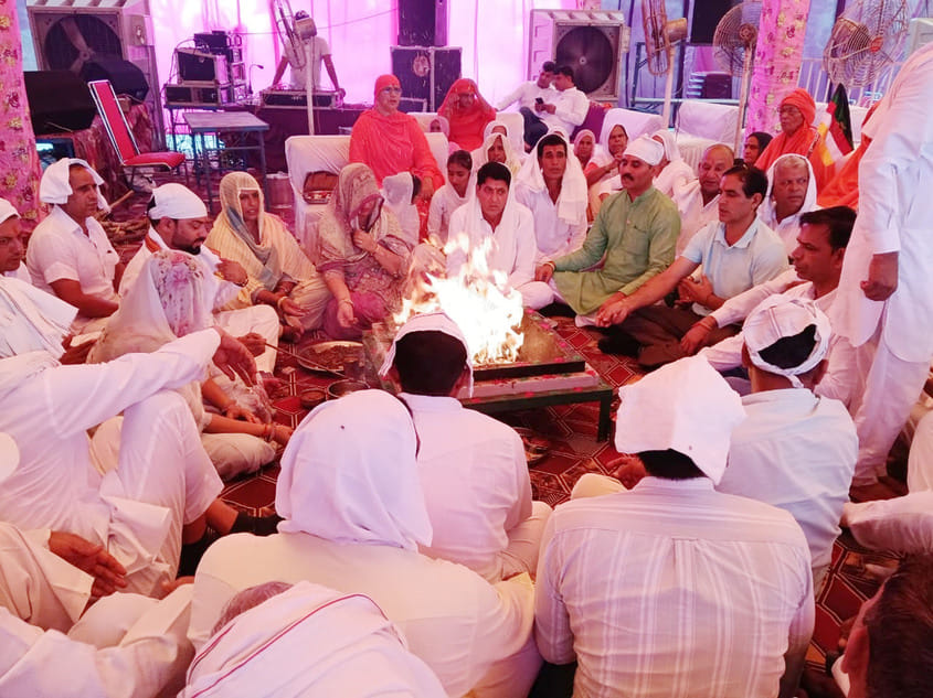 24 ढांड। कार्यक्रम में मौजूद रोड़ समाज के लोग। संवाद 24 ढांड। कार्यक्रम में मौजूद रोड़ समाज के लोग। संवाद