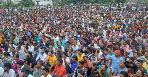 सेक्टर-29 में आयोजित कार्यक्रम मे ंमंच पर चर्चा करते शिक्षा मंत्री महिपाल ढांडा और पश्चिमी बं सेक्टर-29 में आयोजित कार्यक्रम मे ंमंच पर चर्चा करते शिक्षा मंत्री महिपाल ढांडा और पश्चिमी बं