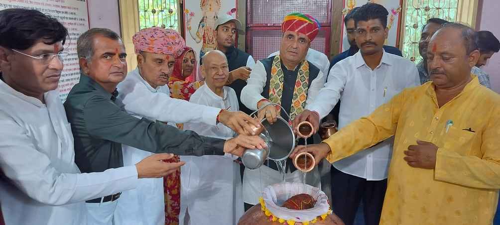 सावन के चौथे सोमवार को हुआ सहस्त्रधारा का आयोजन