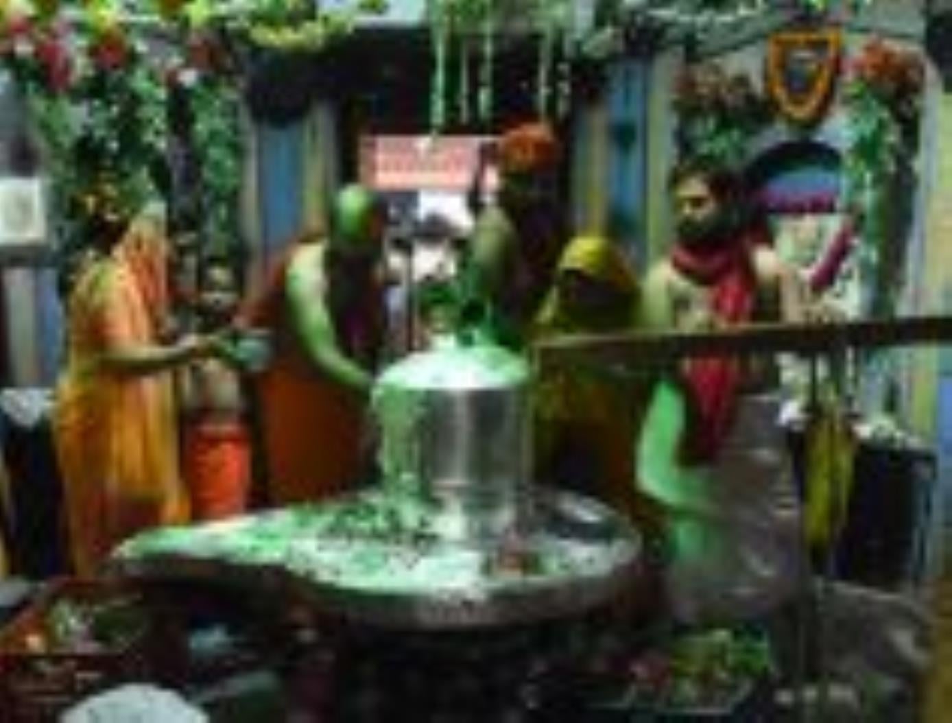 राजेंद्रनगर स्थित महाकाल मंदिर में हुआ पूजन।