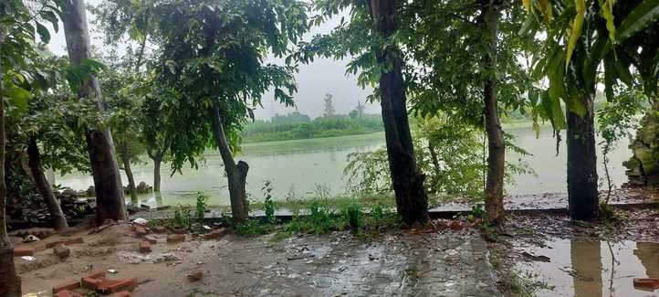 सहारनपुर में हुई बारिश के चलते हुआ अंधेरा सहारनपुर में हुई बारिश के चलते हुआ अंधेरा