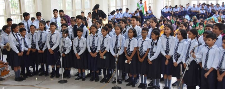 29 कैथल। स्वतंत्रता दिवस के समारोह के लिए संस्कृतियों की झलक दिखाते बच्चे। संवाद 29 कैथल। स्वतंत्रता दिवस के समारोह के लिए संस्कृतियों की झलक दिखाते बच्चे। संवाद