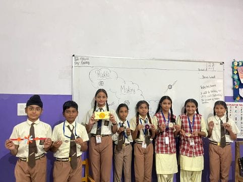 डीपीएम पब्लिक स्कूल। (स्त्रोत स्कूल) बहसूमा। डीपीएम पब्लिक स्कूल। (स्त्रोत स्कूल) बहसूमा।