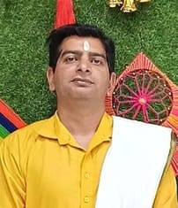 आचार्य त्रिलोक। आचार्य त्रिलोक।