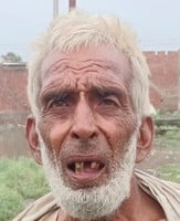 लोधीपुर में बाढ़ से बचाव के लिए घर की छत पर रखा सुरक्षित सामान। संवाद