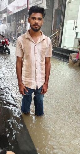 प्रतापनगर के बाजार में बारिश में हुआ जलभराव। संवाद प्रतापनगर के बाजार में बारिश में हुआ जलभराव। संवाद