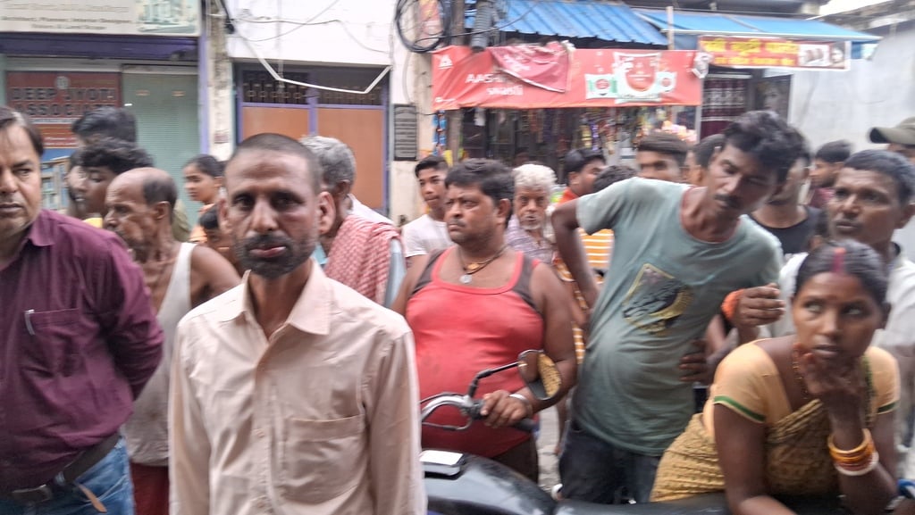 लिफ्ट दिया और फिर लूटपाट लिफ्ट दिया और फिर लूटपाट