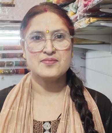 धर्मपुर-सुबाथू सड़क पर पड़े गड्ढे। संवाद धर्मपुर-सुबाथू सड़क पर पड़े गड्ढे। संवाद