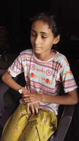 पोस्टमार्टम हाउस पर मृतक जसवंत सिंह का शव लेने पहुंचे परिजन। संवाद