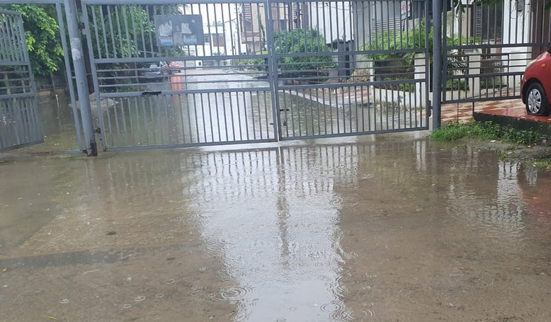 सहारनपुर में फिर उफान पर आई ढमोला नदी आसपास की कॉलाेनी में बढ़ा पानी का खतरा