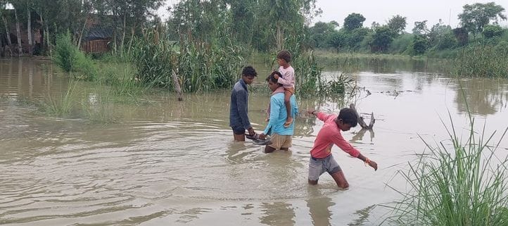 सुनील।