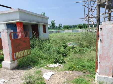 नागल के खटोली में अधर में लटका जल निगम की टंकी का निर्माण। संवाद नागल के खटोली में अधर में लटका जल निगम की टंकी का निर्माण। संवाद