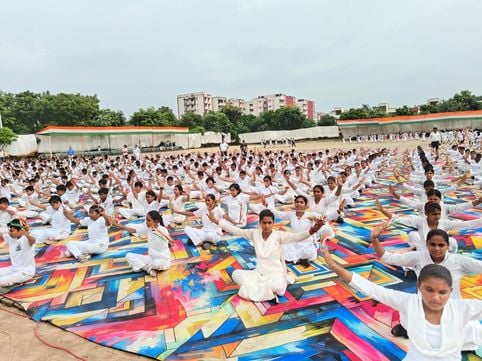 फोटो 02: सोनीपत पुलिस लाइन में आयोजित फुल ड्रेस रिहर्सल के दौरान मार्च पास्ट से पूर्व निरीक्षण फोटो 02: सोनीपत पुलिस लाइन में आयोजित फुल ड्रेस रिहर्सल के दौरान मार्च पास्ट से पूर्व निरीक्षण