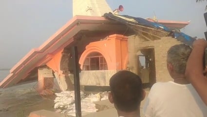 खेतों में भरे पानी में गल रही गन्ने की फसल। संवाद